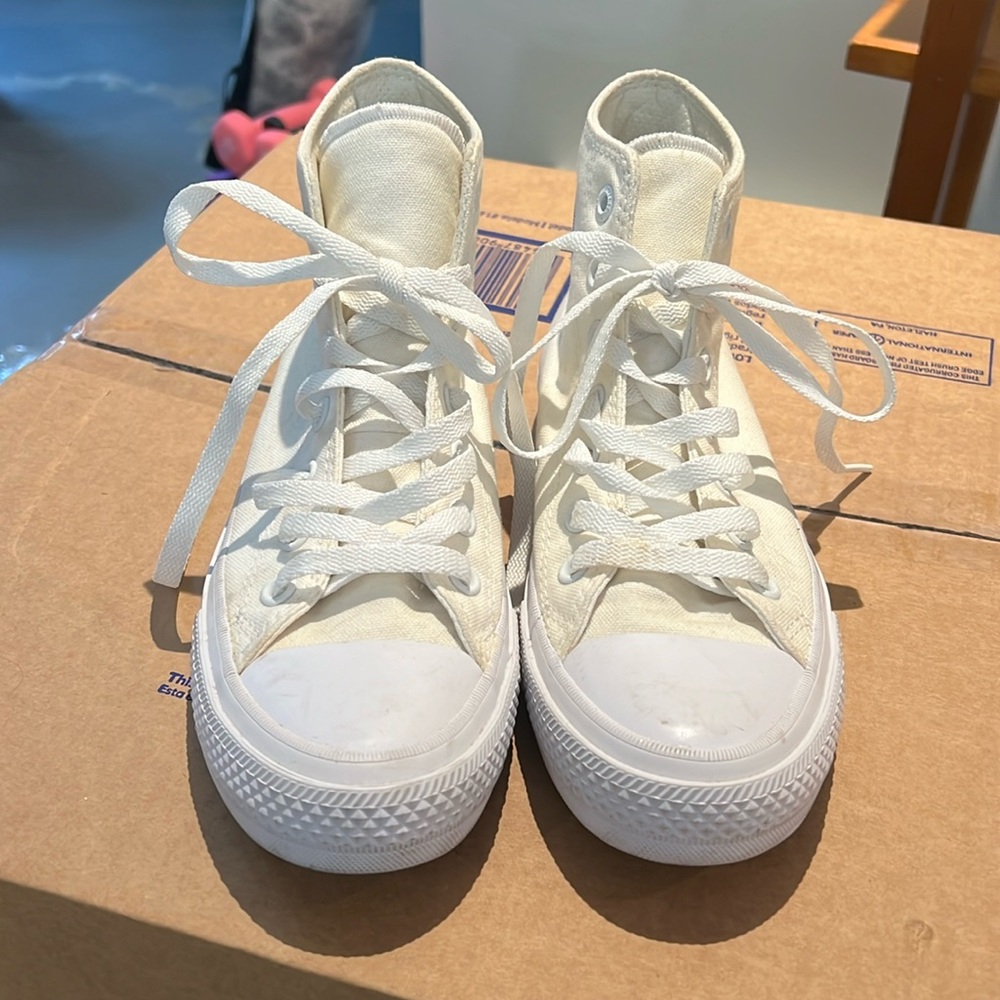 Converse High Tops